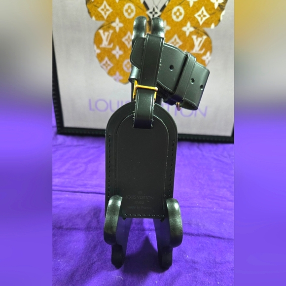 Louis Vuitton Black Leather Luggage Tag with Poignant Strap - Picture 1 of 4